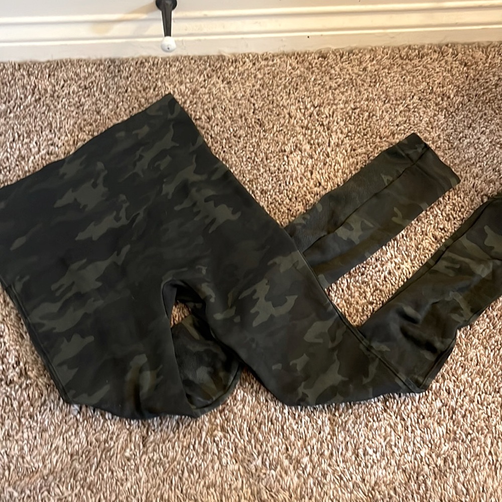Green camo spanks